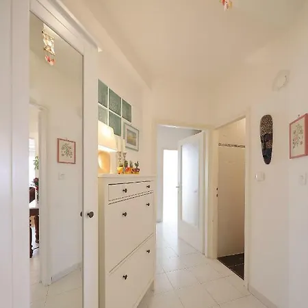 Apartman Gin Lejlighed