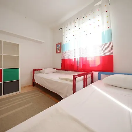 شقة Apartman Gin *